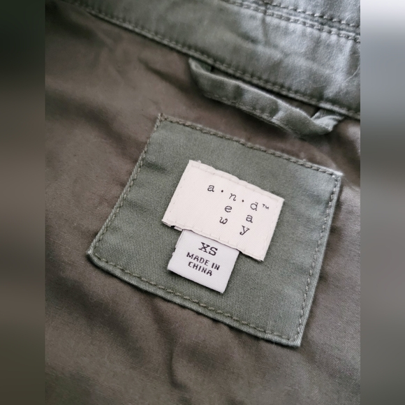 Green Utility Vest XS - Picture 5 of 8